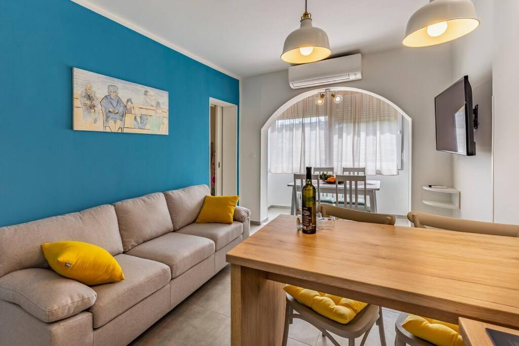 New Two Bedroom Apartment Maloni Pola Esterno foto